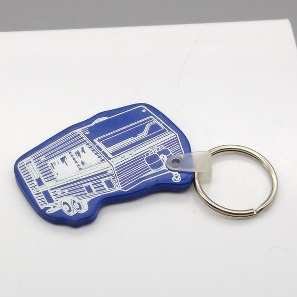 Vintage Soft Plastic RV Keychain Fob, Webster City Iowa, Blue and White Camper - Picture 1 of 3